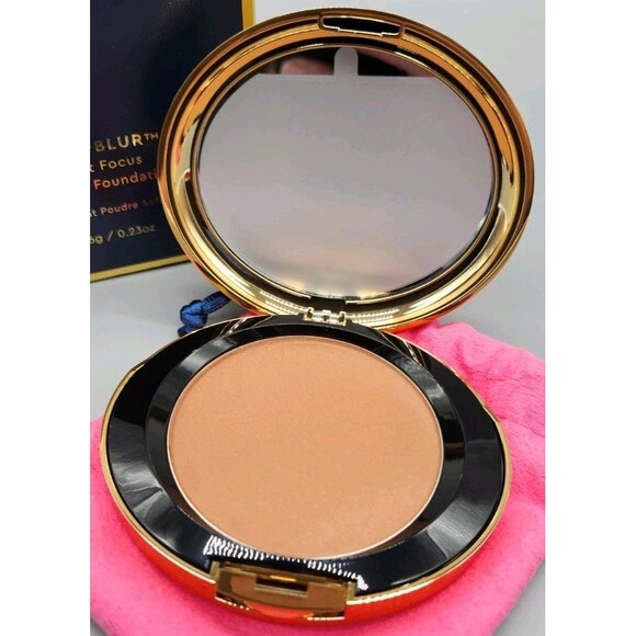 Relevant Empower 5 Rele-Blur Soft Focus Powder Foundation Compact - Picture 2 of 7